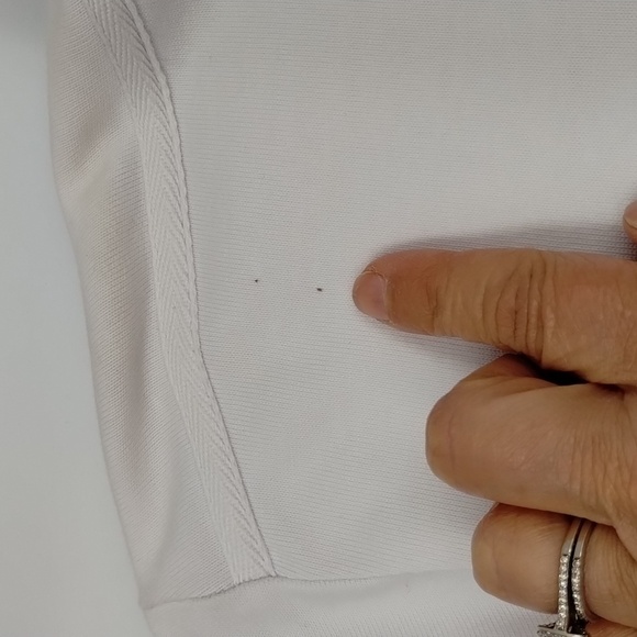 England Rugby Pull on shirt men's medium or unisex white with red stripe - Picture 12 of 14